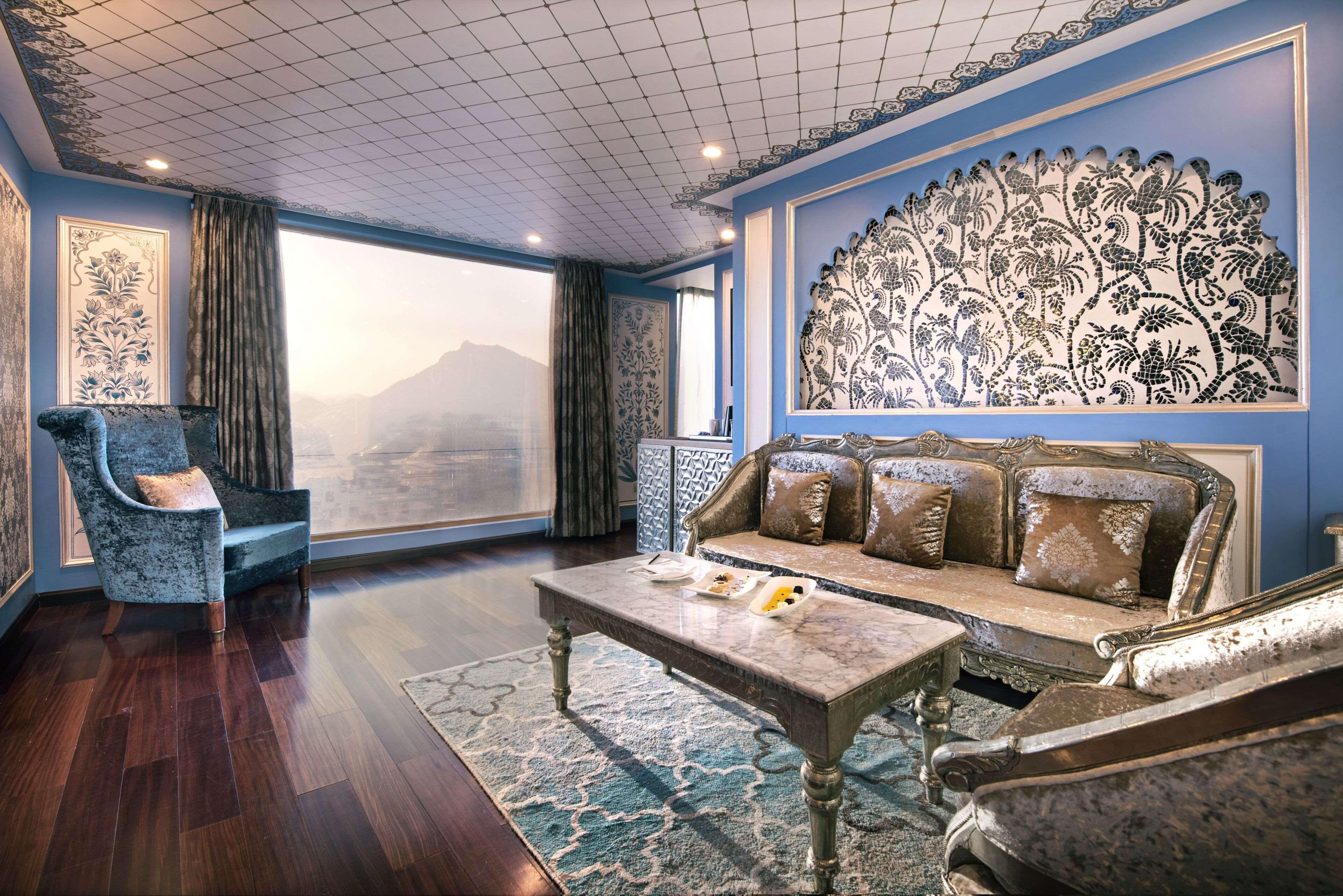 Radisson Blu Udaipur Palace Resort & Spa Экстерьер фото